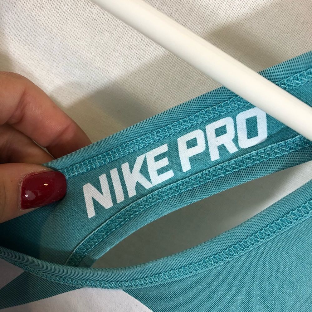 Ladies Nike Pro Dri-Fit Racer Back Tank‎ Top Small - Picture 9 of 12